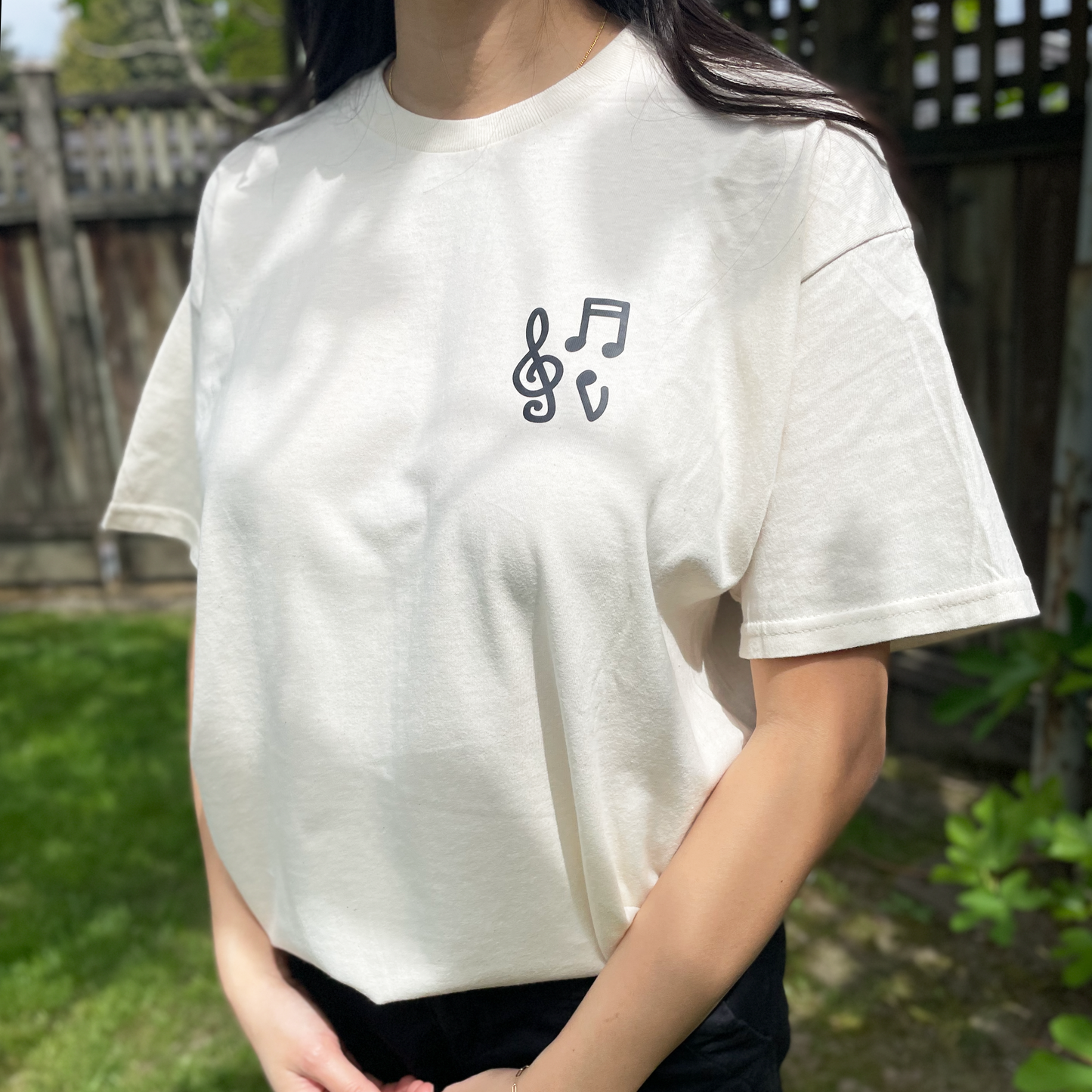 "Chillin" Deadly Cotton Sand / Tan Graphic T-Shirt | Cozy deadlybearhug Tee